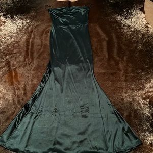 Windsor dark green scoop neck satin long bridesmaids dress